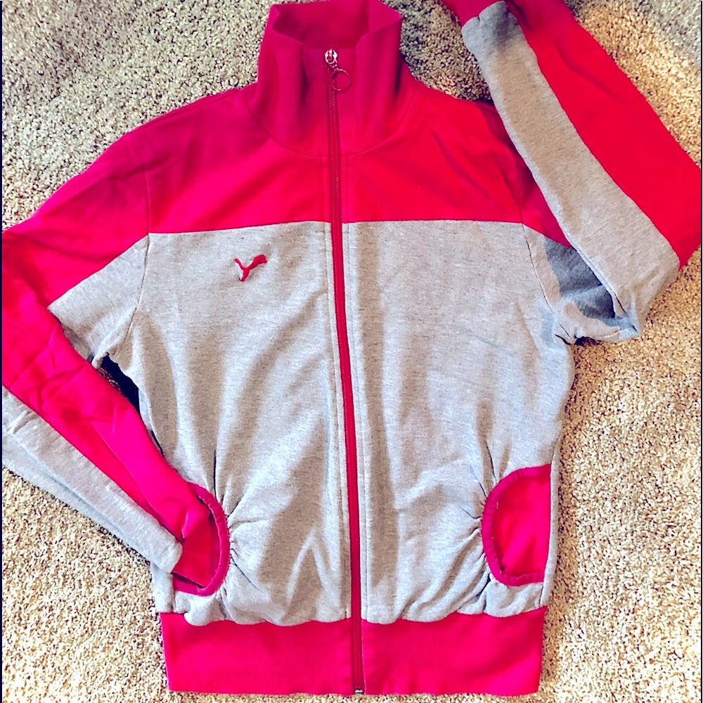 PUMA Zip-Up Collered Sweatshirt